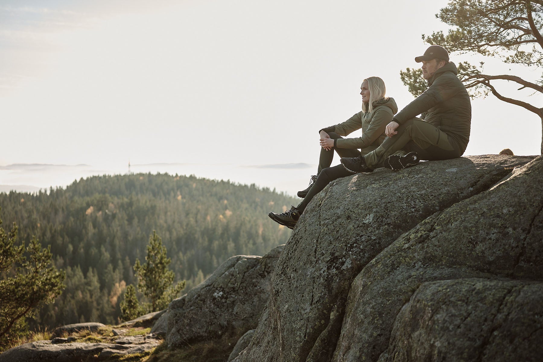 couple hiking in skogstad sports outdoor clothing