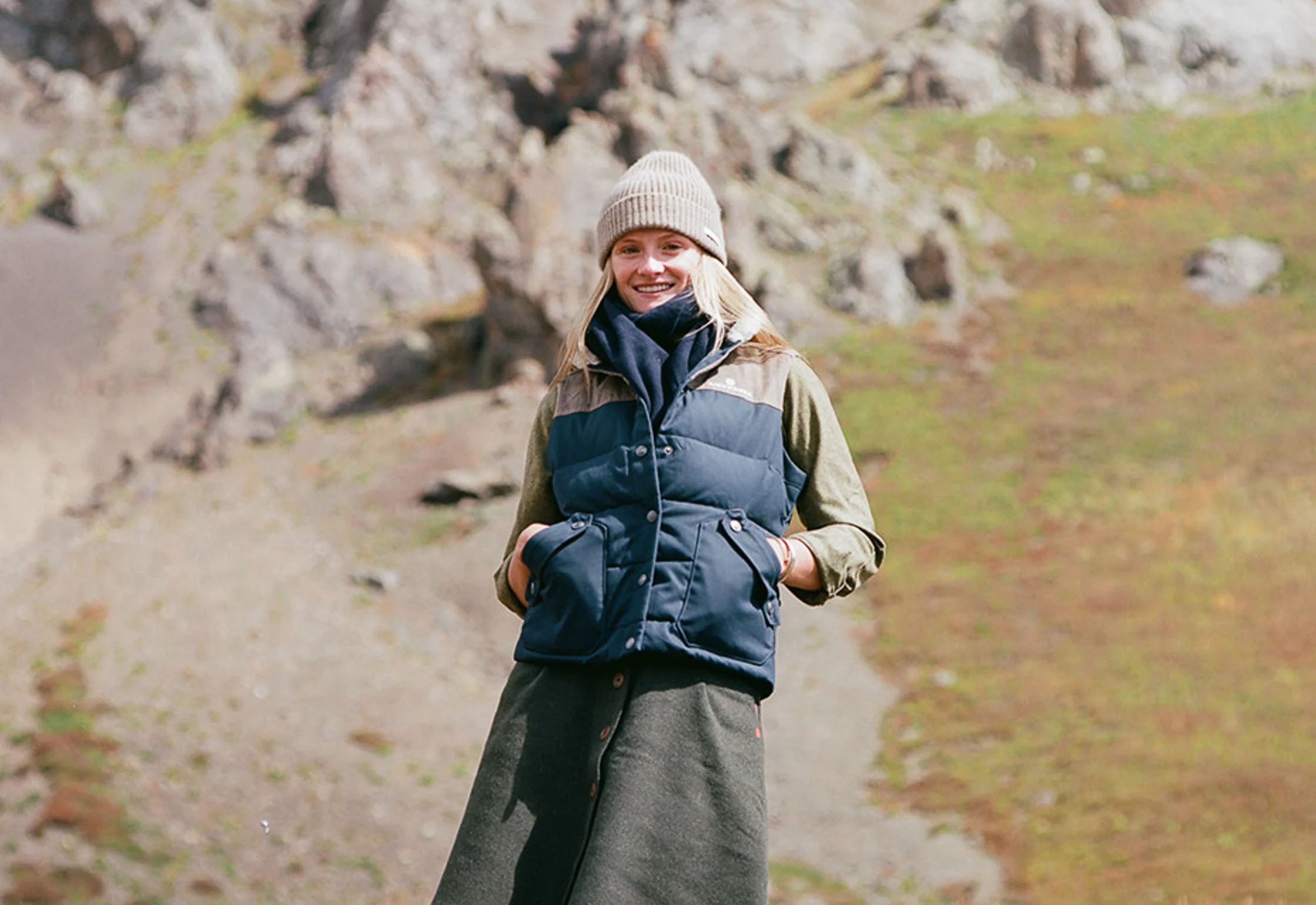 amundsen sports women's huntress vest
