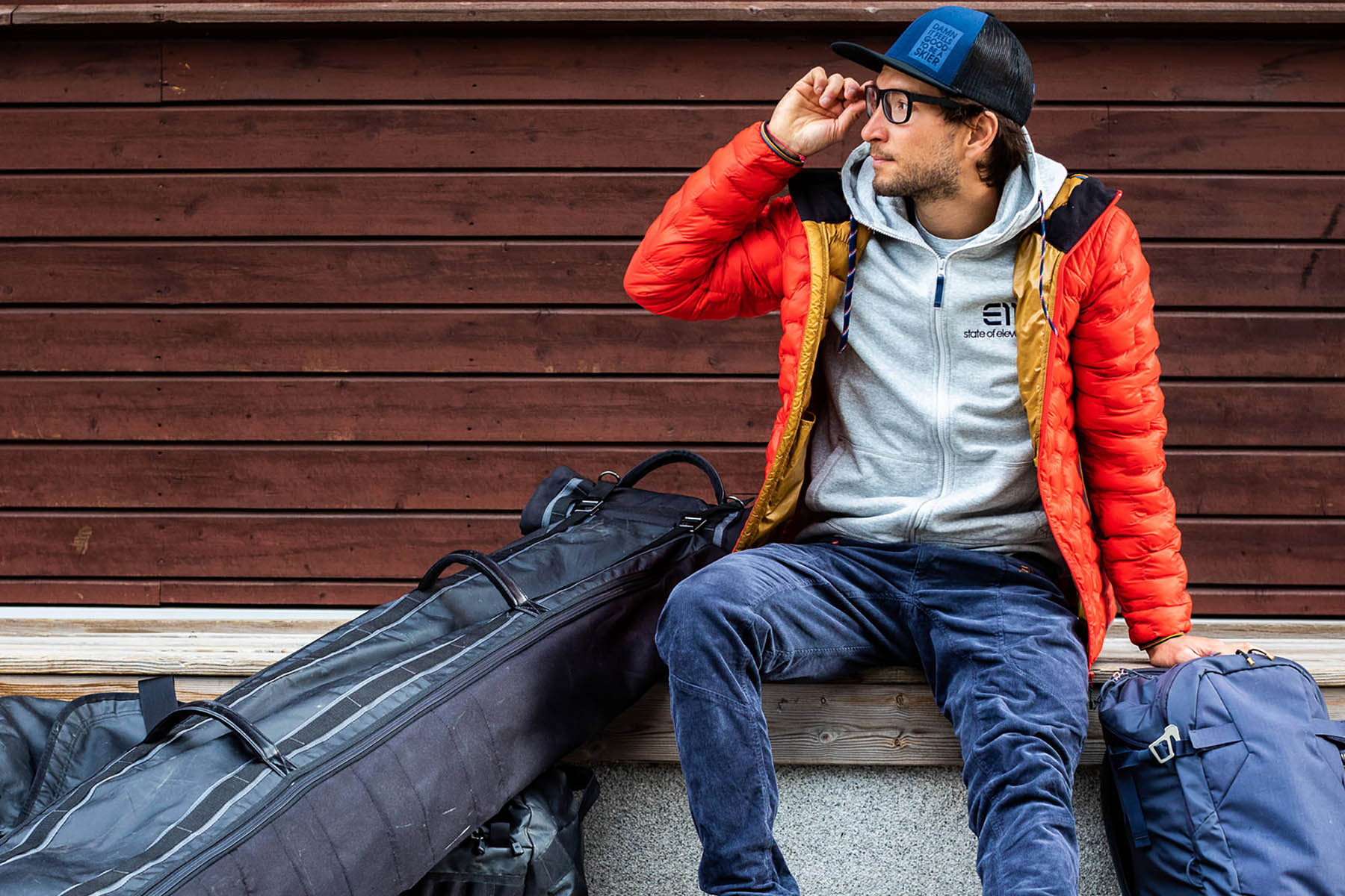 traveler wearing elevenate clothing