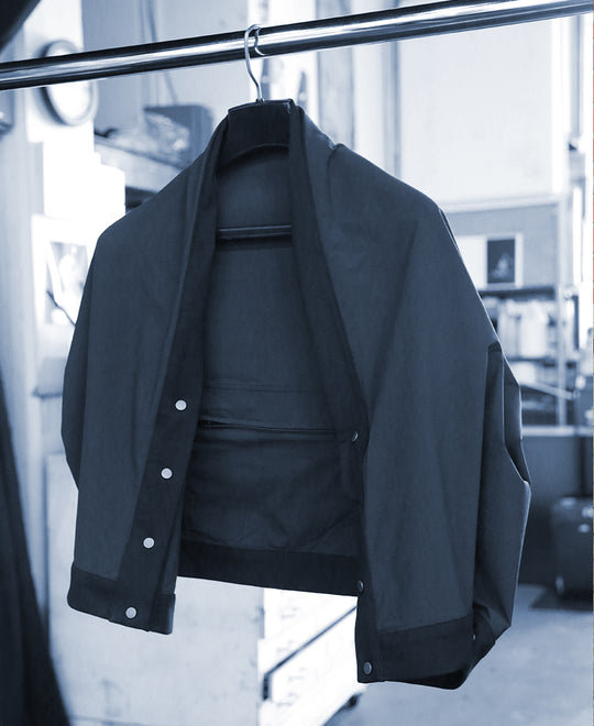 elke nyc travel shrug iin black