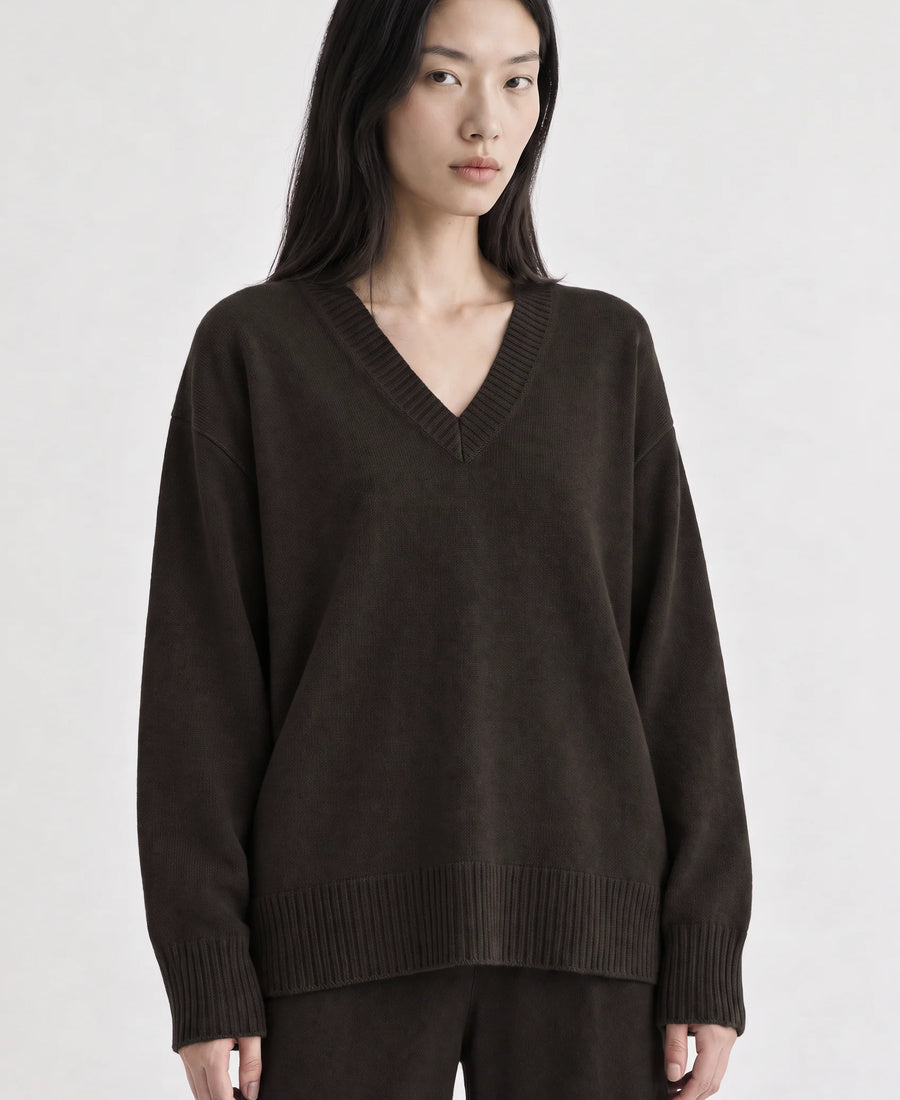 Venny V-Neck Women