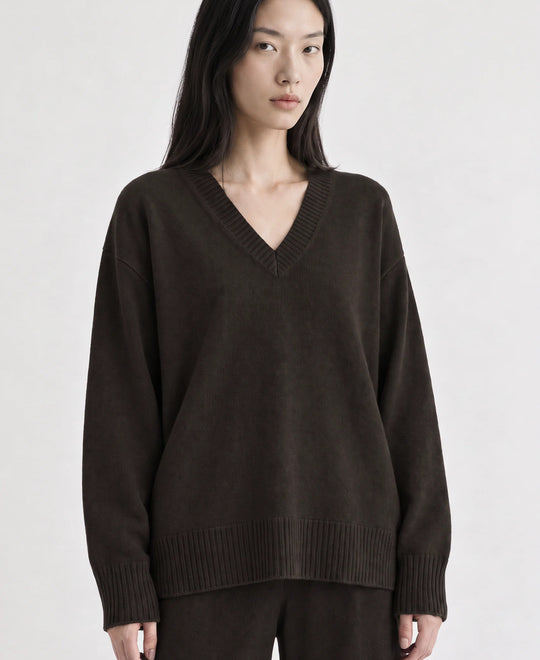 Venny V-Neck Women