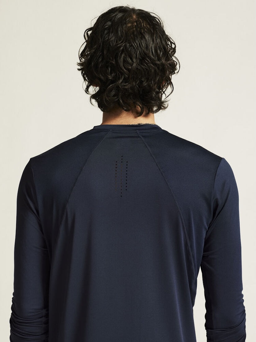 ADV Essence Long Sleeve 2 Men