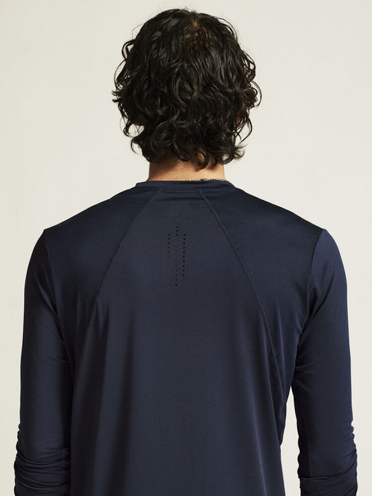 ADV Essence Long Sleeve 2 Men