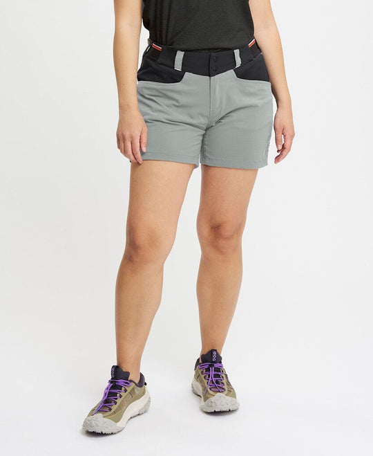 Summit Shorts Women