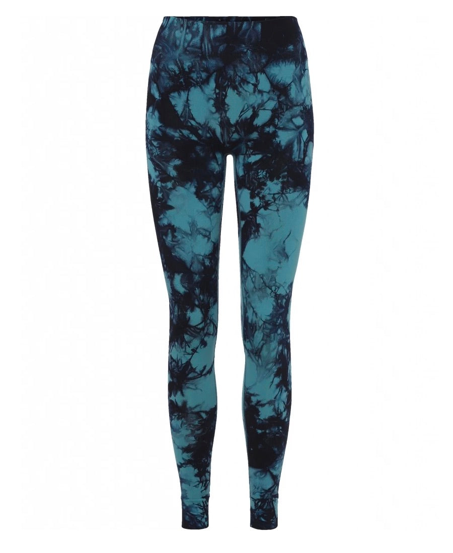 Illusion Leggings in Aura and Britney Blue in Recycled Fibers for Yoga