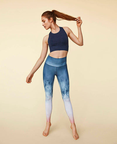model posing in new elements leggings by moonchild yoga wear for aktiv scandinavian athleisure