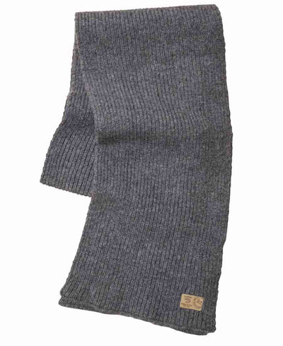 Cozy rib knitted wool scarf in Grey.