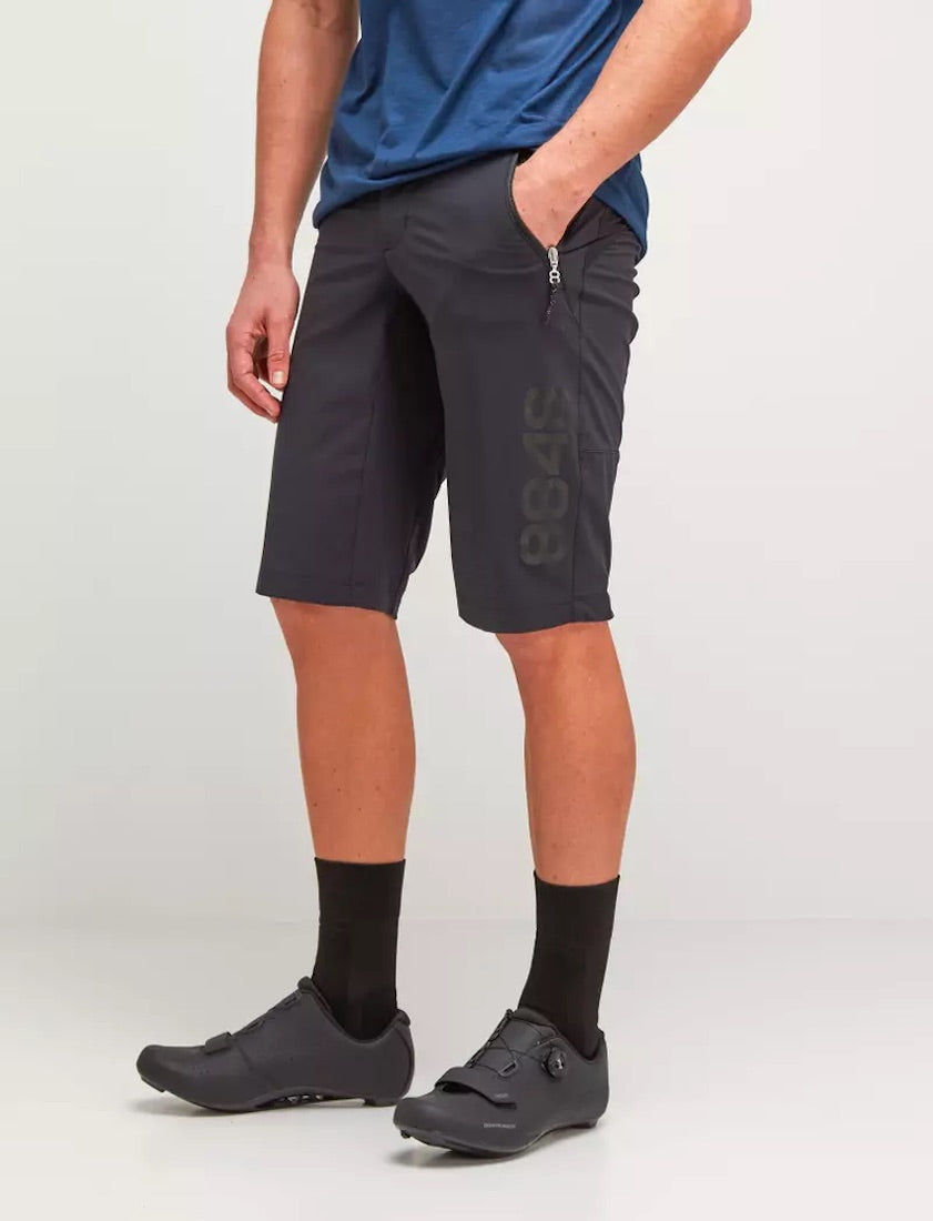On Court Shorts Sサイズ